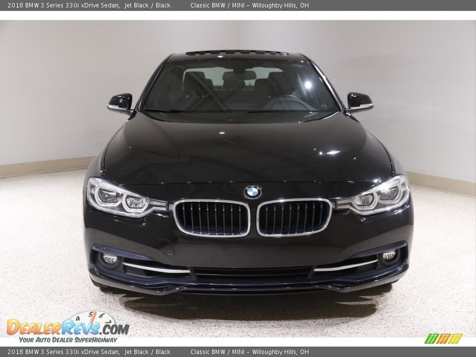 2018 BMW 3 Series 330i xDrive Sedan Jet Black / Black Photo #2