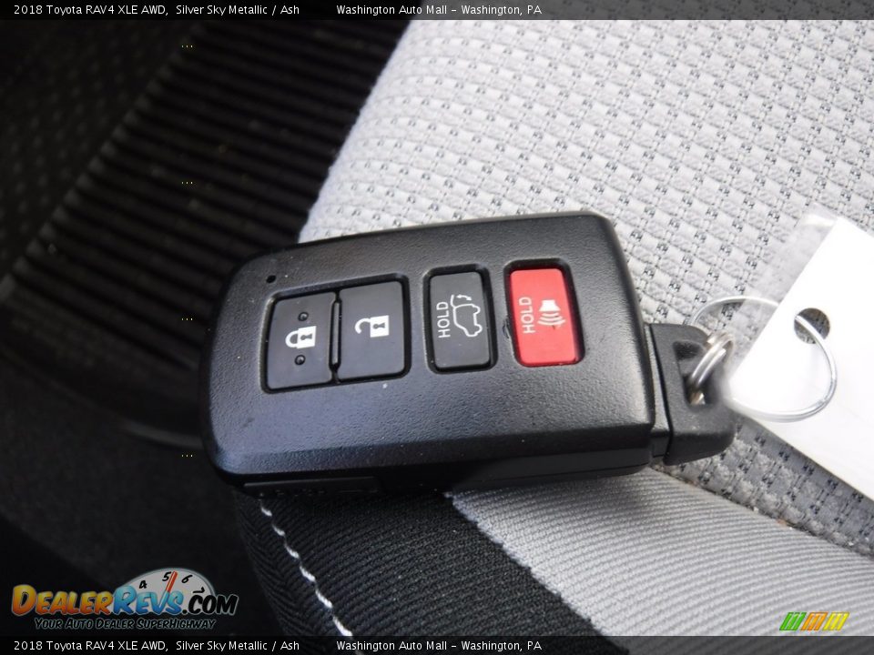 2018 Toyota RAV4 XLE AWD Silver Sky Metallic / Ash Photo #23