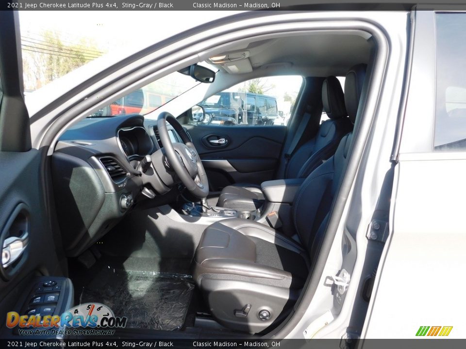 2021 Jeep Cherokee Latitude Plus 4x4 Sting-Gray / Black Photo #2