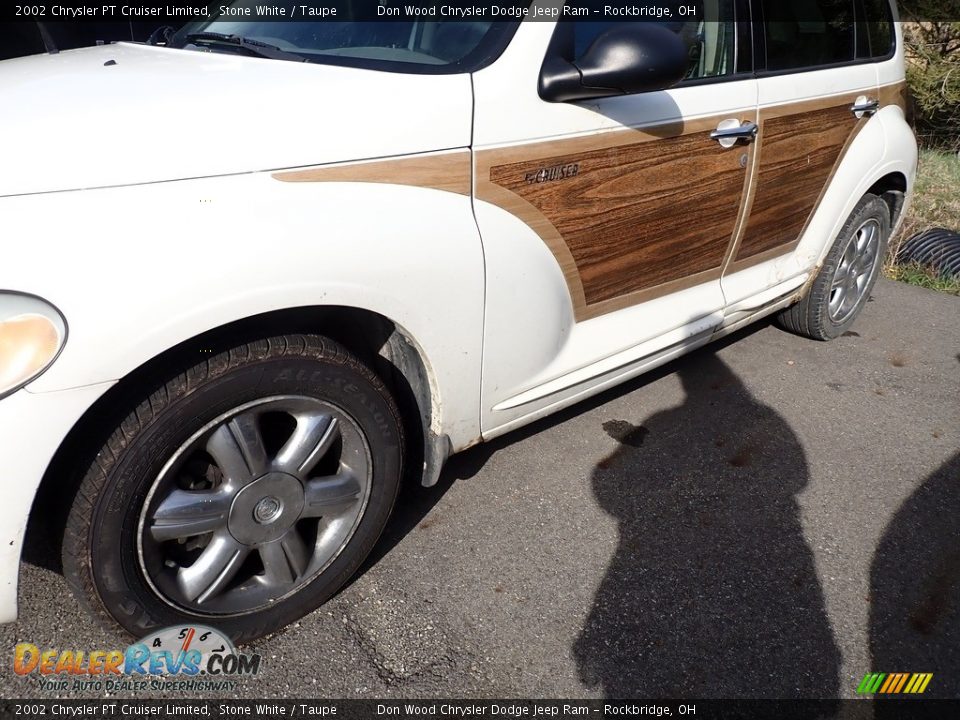 2002 Chrysler PT Cruiser Limited Stone White / Taupe Photo #3