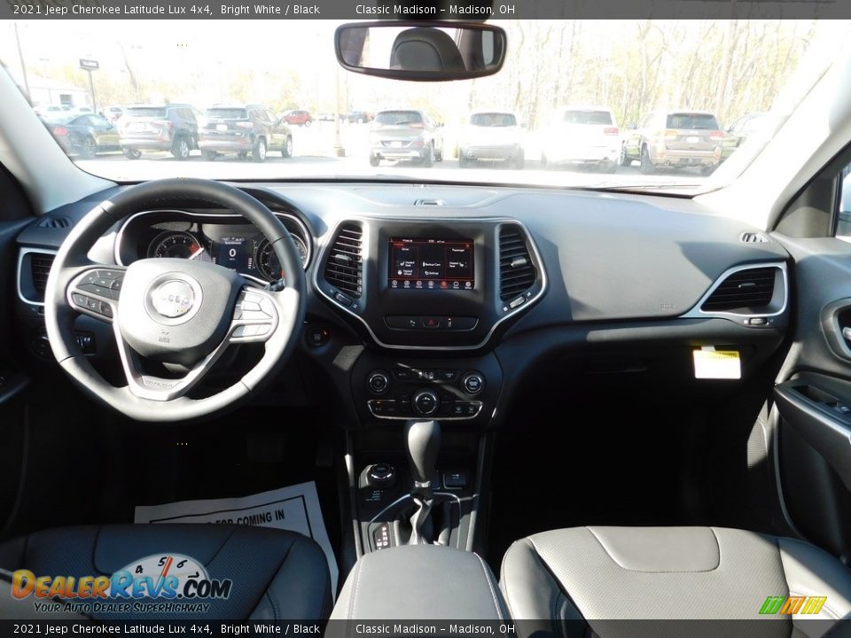 2021 Jeep Cherokee Latitude Lux 4x4 Bright White / Black Photo #4