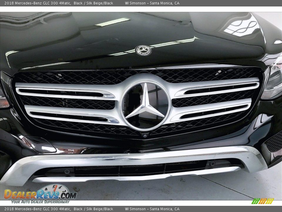 2018 Mercedes-Benz GLC 300 4Matic Black / Silk Beige/Black Photo #30