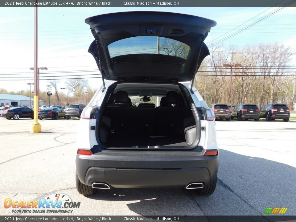 2021 Jeep Cherokee Latitude Lux 4x4 Bright White / Black Photo #13