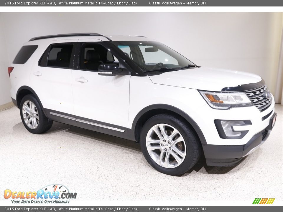 2016 Ford Explorer XLT 4WD White Platinum Metallic Tri-Coat / Ebony Black Photo #1