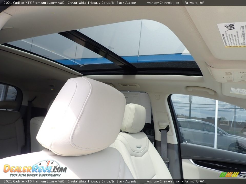 2021 Cadillac XT6 Premium Luxury AWD Crystal White Tricoat / Cirrus/Jet Black Accents Photo #11