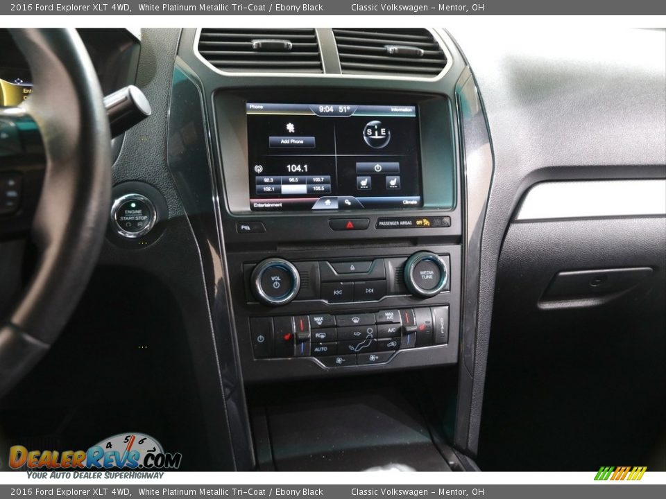 2016 Ford Explorer XLT 4WD White Platinum Metallic Tri-Coat / Ebony Black Photo #10