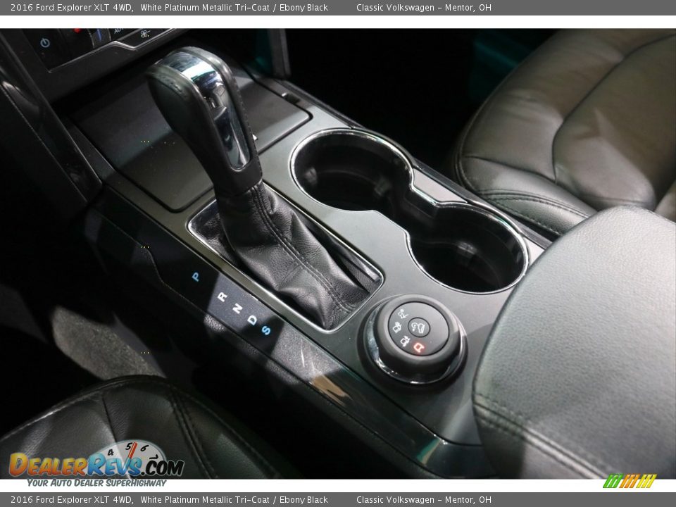 2016 Ford Explorer XLT 4WD White Platinum Metallic Tri-Coat / Ebony Black Photo #13