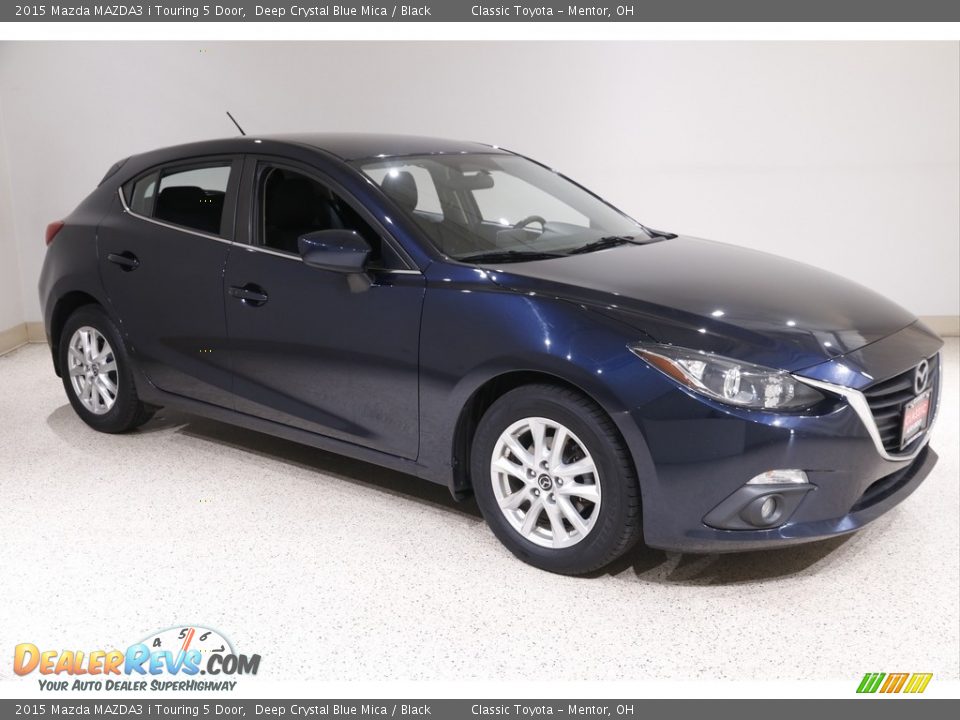 Front 3/4 View of 2015 Mazda MAZDA3 i Touring 5 Door Photo #1