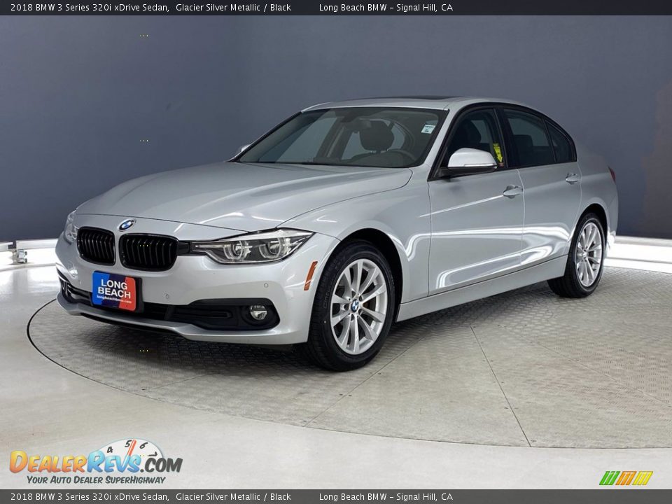 2018 BMW 3 Series 320i xDrive Sedan Glacier Silver Metallic / Black Photo #2