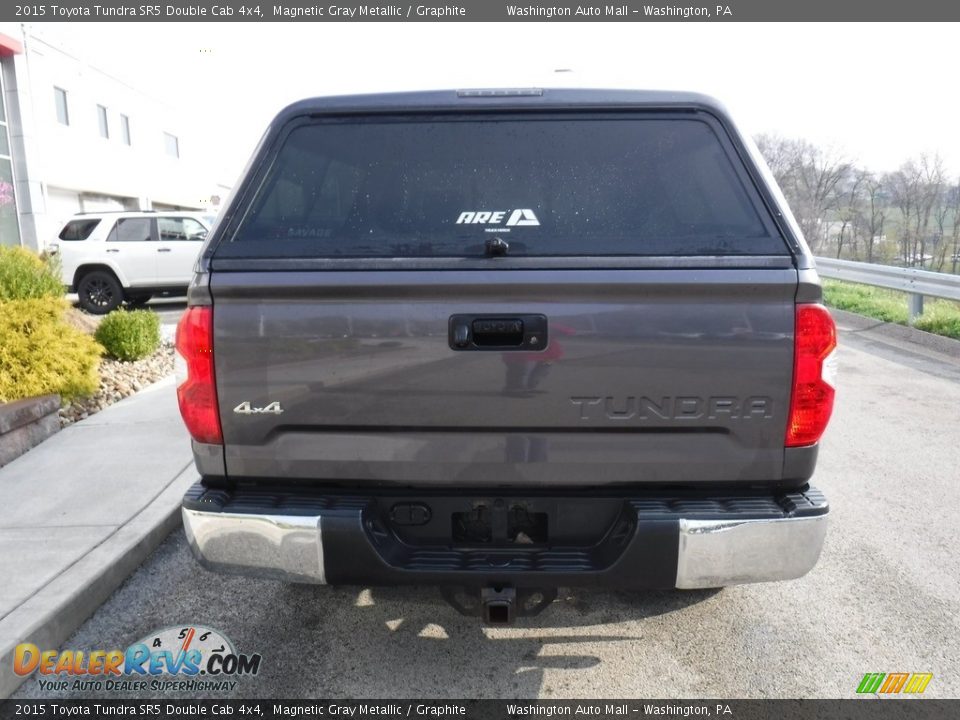 2015 Toyota Tundra SR5 Double Cab 4x4 Magnetic Gray Metallic / Graphite Photo #16