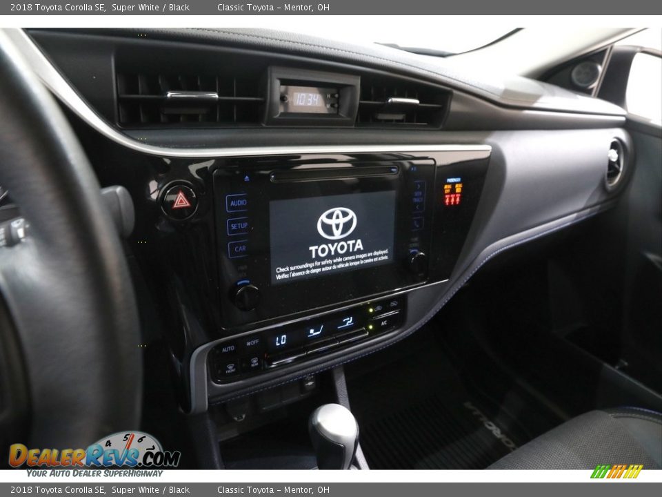 2018 Toyota Corolla SE Super White / Black Photo #9