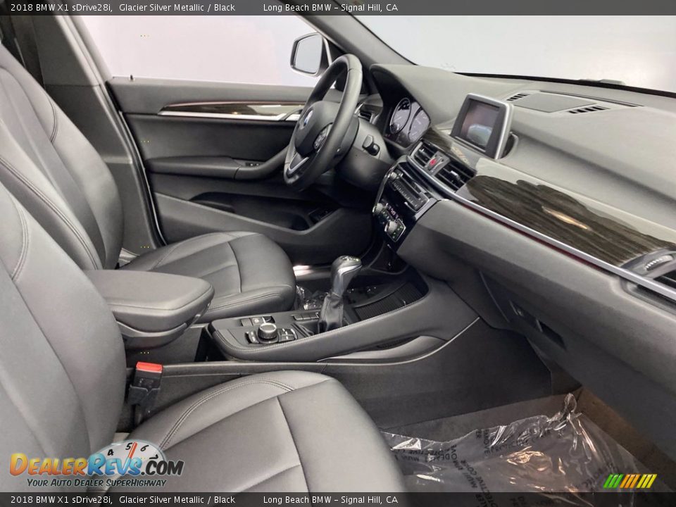 2018 BMW X1 sDrive28i Glacier Silver Metallic / Black Photo #33
