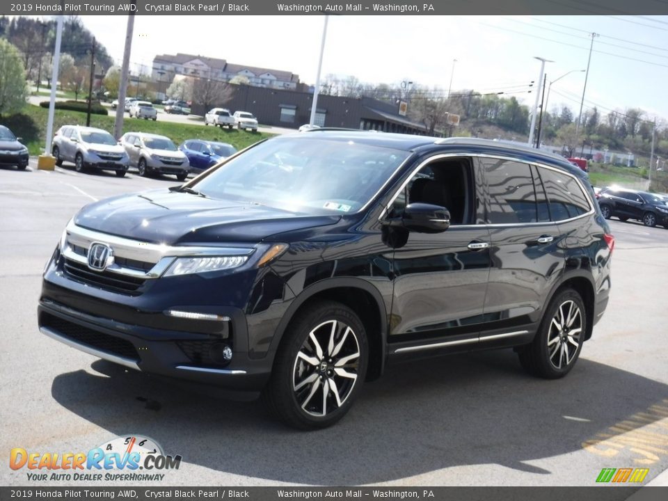 2019 Honda Pilot Touring AWD Crystal Black Pearl / Black Photo #6