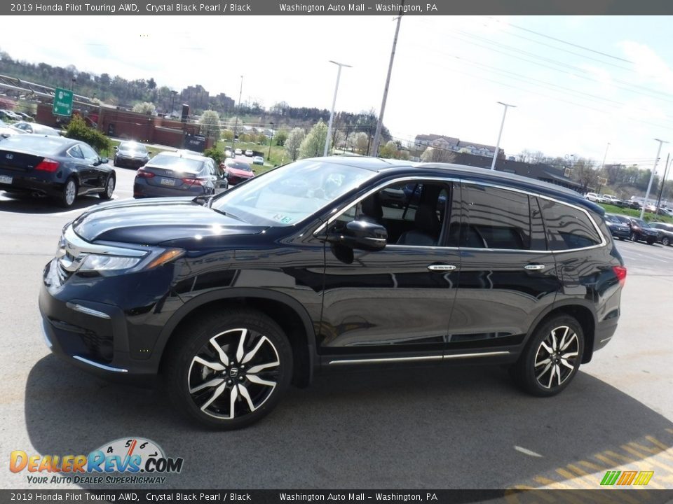 2019 Honda Pilot Touring AWD Crystal Black Pearl / Black Photo #7