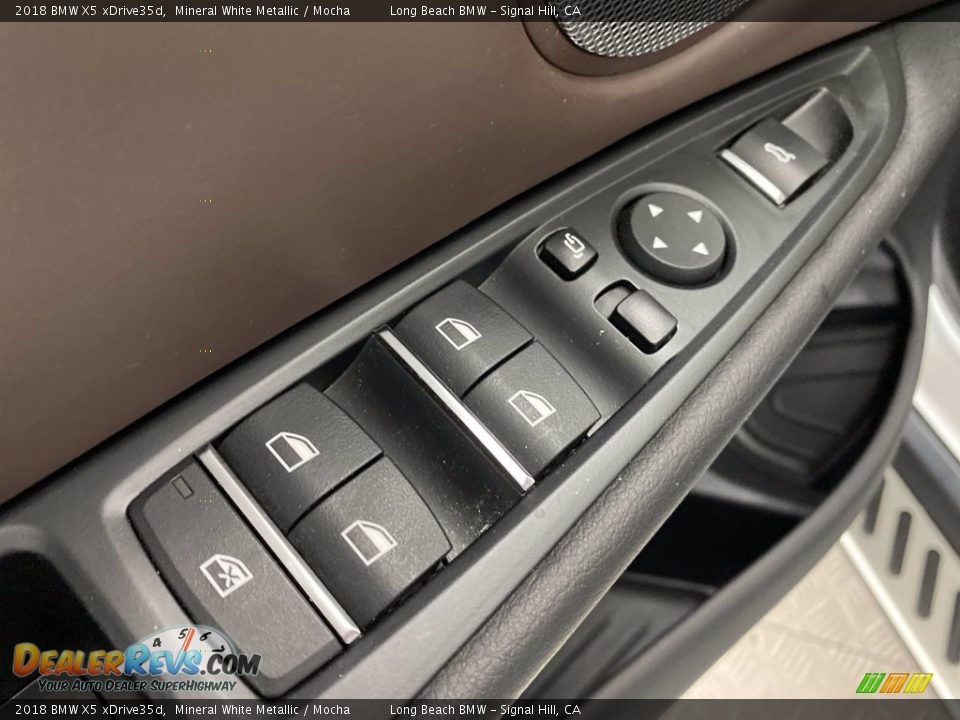 Door Panel of 2018 BMW X5 xDrive35d Photo #13