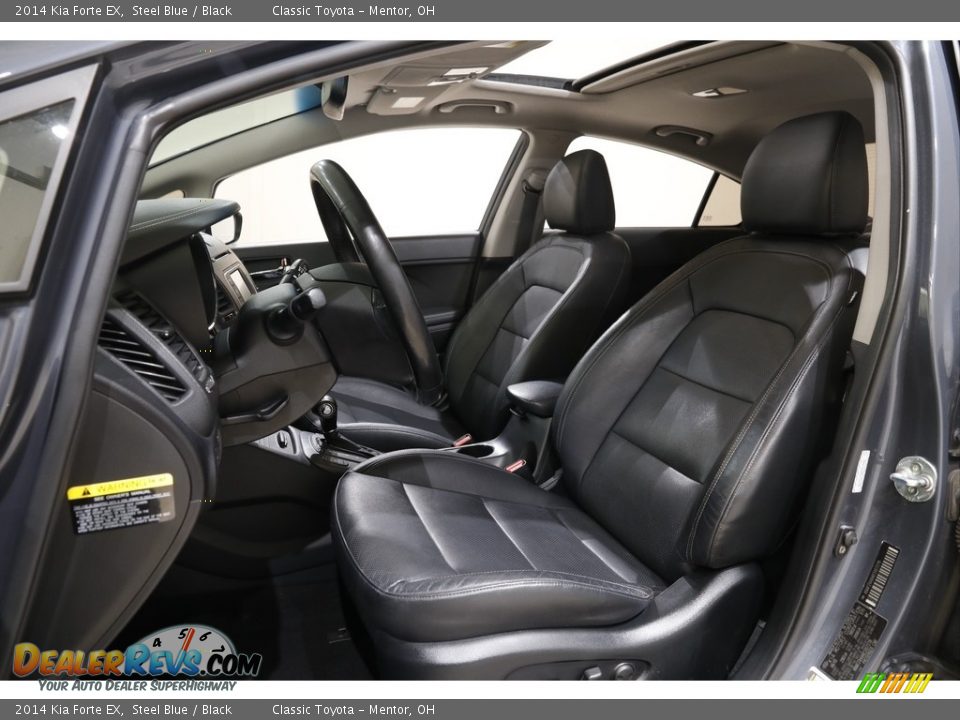 Black Interior - 2014 Kia Forte EX Photo #5