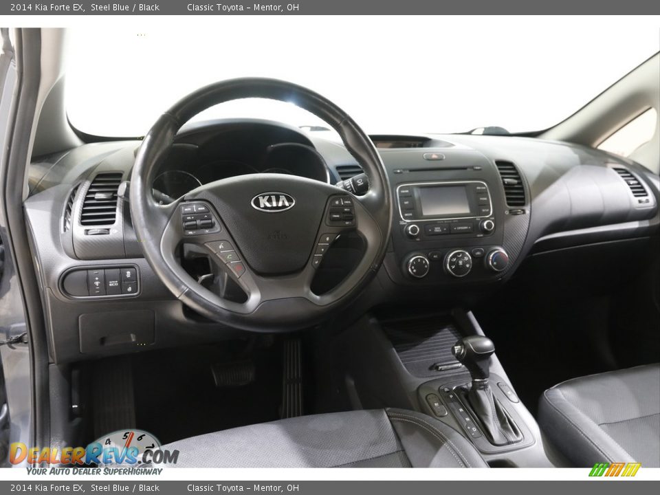 Dashboard of 2014 Kia Forte EX Photo #6