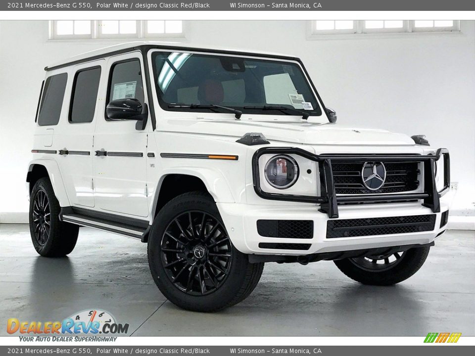 Front 3/4 View of 2021 Mercedes-Benz G 550 Photo #12