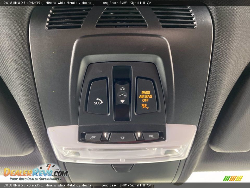 Controls of 2018 BMW X5 xDrive35d Photo #29