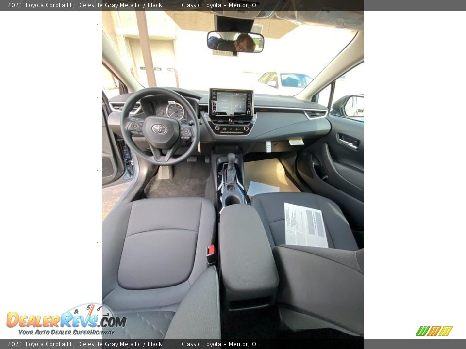 2021 Toyota Corolla LE Celestite Gray Metallic / Black Photo #5