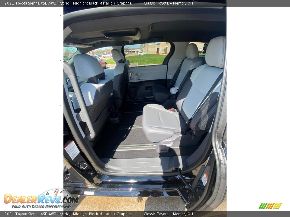 2021 Toyota Sienna XSE AWD Hybrid Midnight Black Metallic / Graphite Photo #3