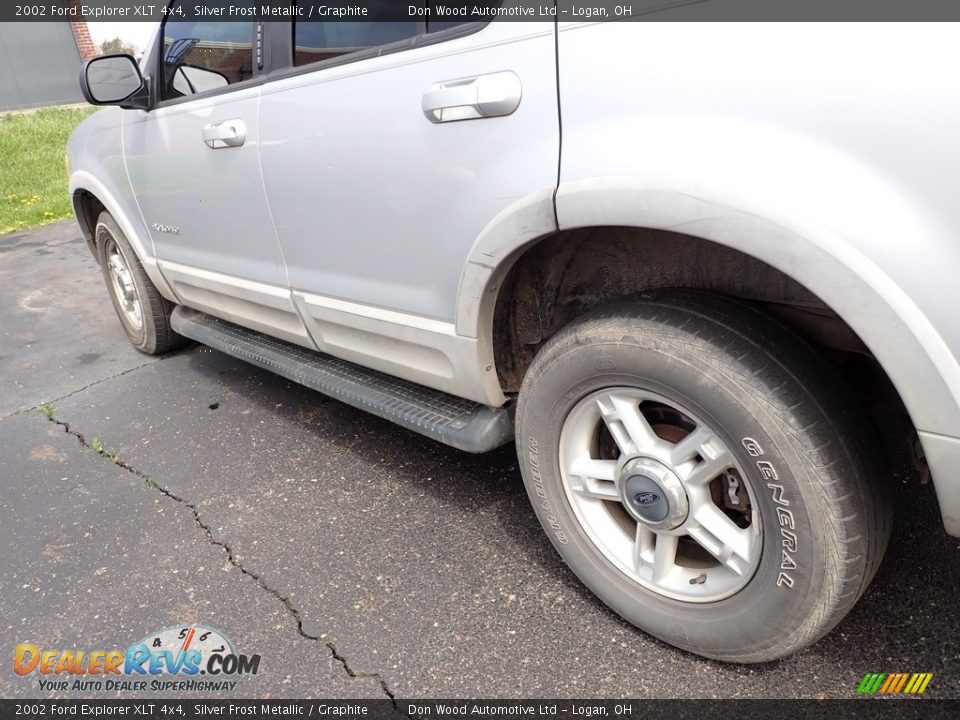2002 Ford Explorer XLT 4x4 Silver Frost Metallic / Graphite Photo #8