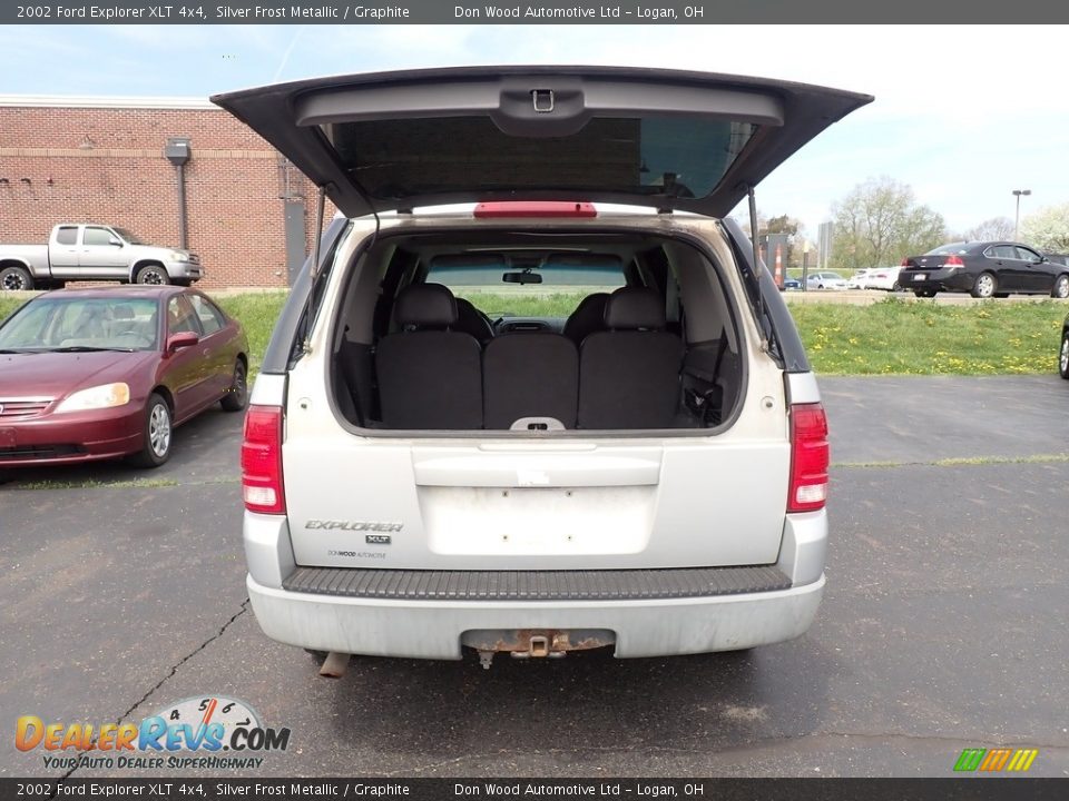 2002 Ford Explorer XLT 4x4 Silver Frost Metallic / Graphite Photo #11