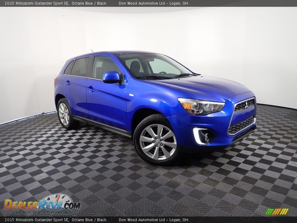 Front 3/4 View of 2015 Mitsubishi Outlander Sport SE Photo #3