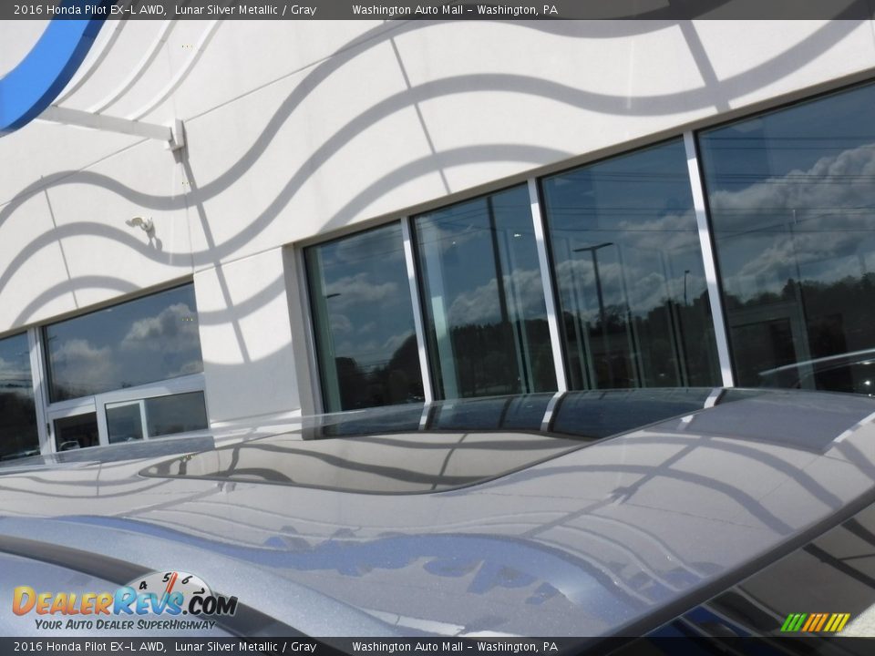 2016 Honda Pilot EX-L AWD Lunar Silver Metallic / Gray Photo #4