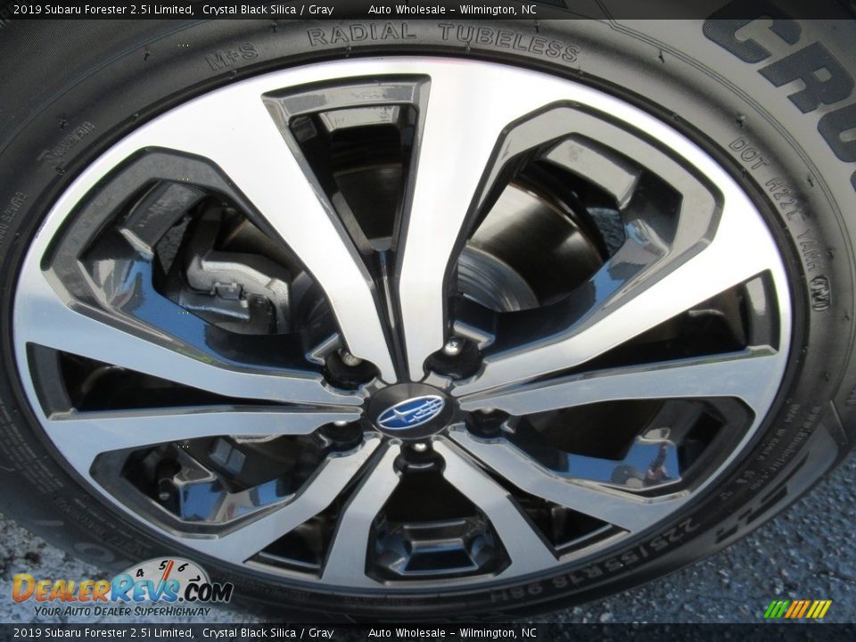 2019 Subaru Forester 2.5i Limited Crystal Black Silica / Gray Photo #7