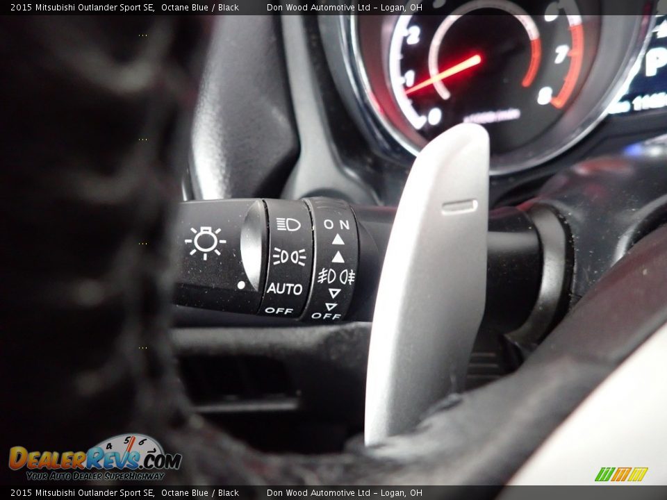 Controls of 2015 Mitsubishi Outlander Sport SE Photo #33