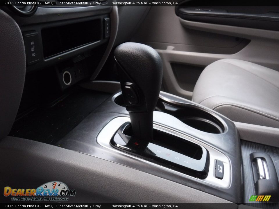 2016 Honda Pilot EX-L AWD Lunar Silver Metallic / Gray Photo #17