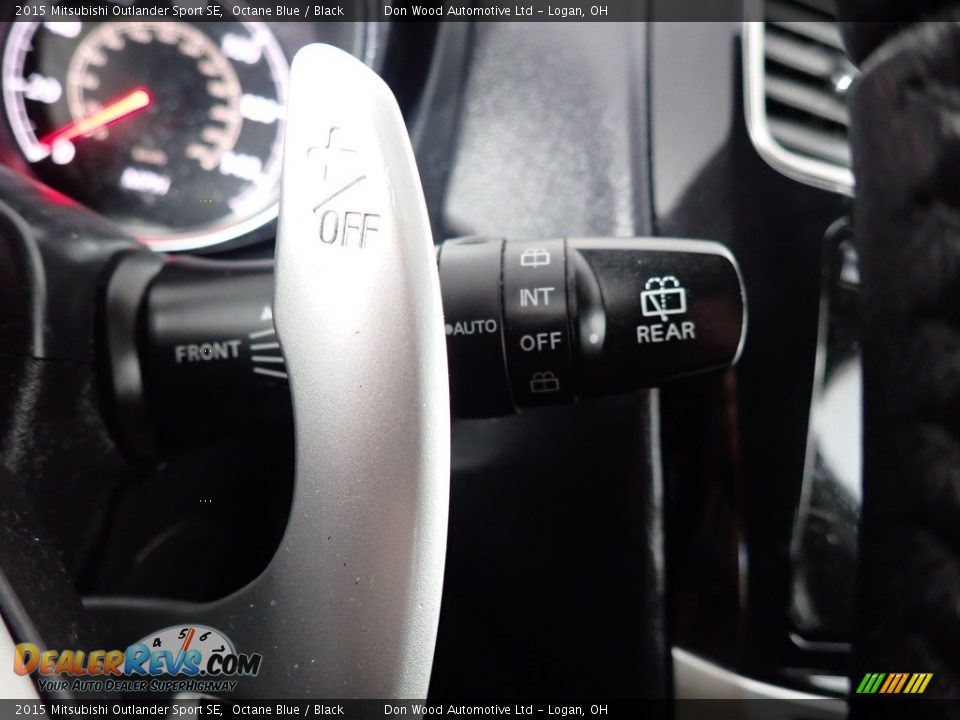 Controls of 2015 Mitsubishi Outlander Sport SE Photo #36