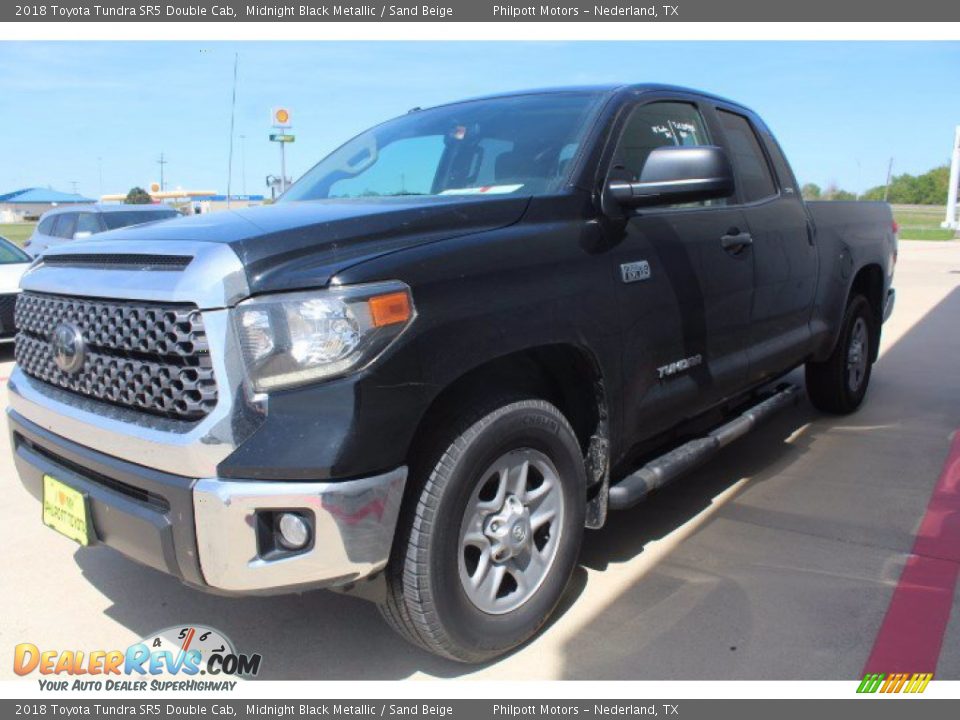 2018 Toyota Tundra SR5 Double Cab Midnight Black Metallic / Sand Beige Photo #5