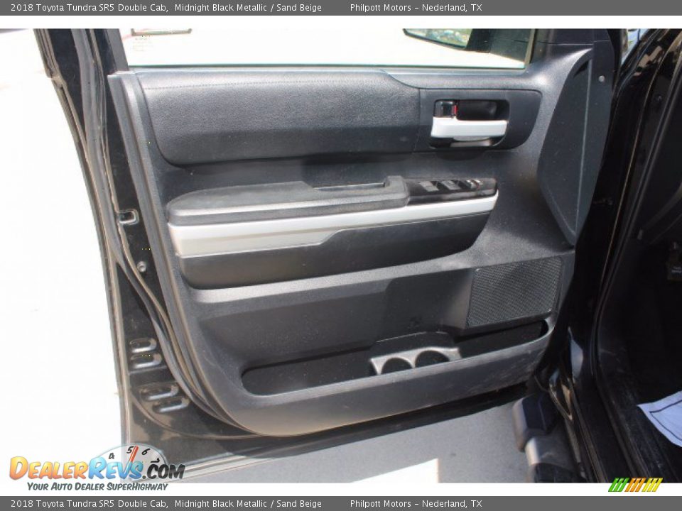 2018 Toyota Tundra SR5 Double Cab Midnight Black Metallic / Sand Beige Photo #12