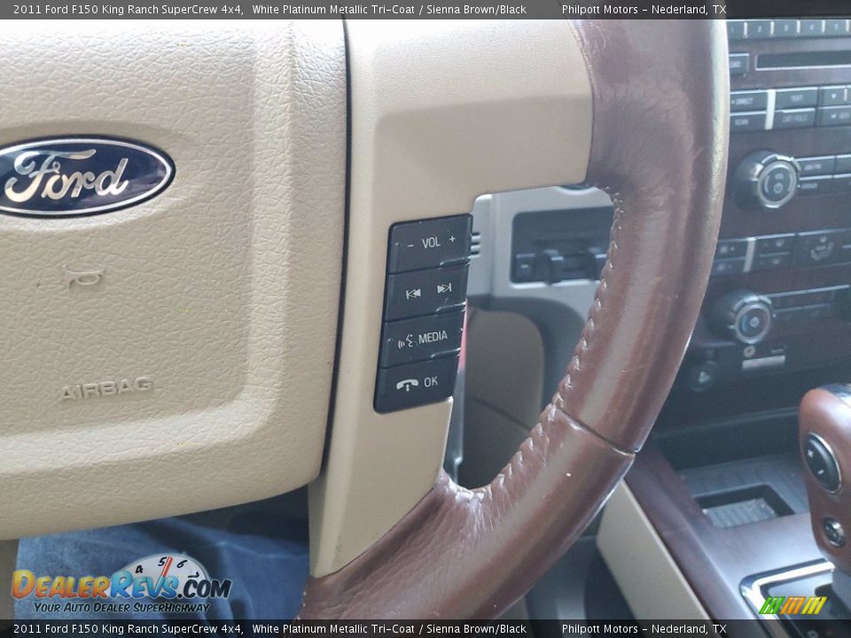 2011 Ford F150 King Ranch SuperCrew 4x4 White Platinum Metallic Tri-Coat / Sienna Brown/Black Photo #17