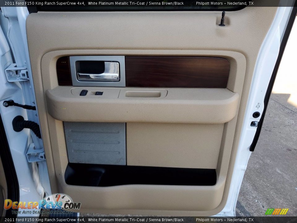 2011 Ford F150 King Ranch SuperCrew 4x4 White Platinum Metallic Tri-Coat / Sienna Brown/Black Photo #24