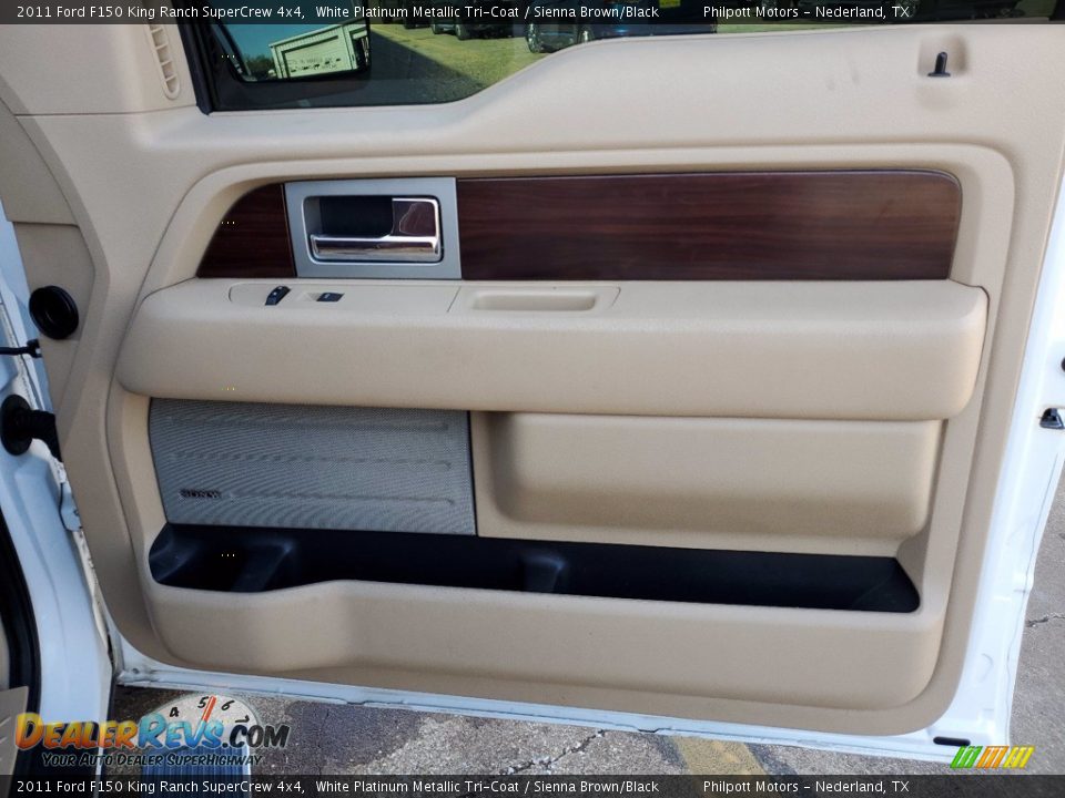 2011 Ford F150 King Ranch SuperCrew 4x4 White Platinum Metallic Tri-Coat / Sienna Brown/Black Photo #26