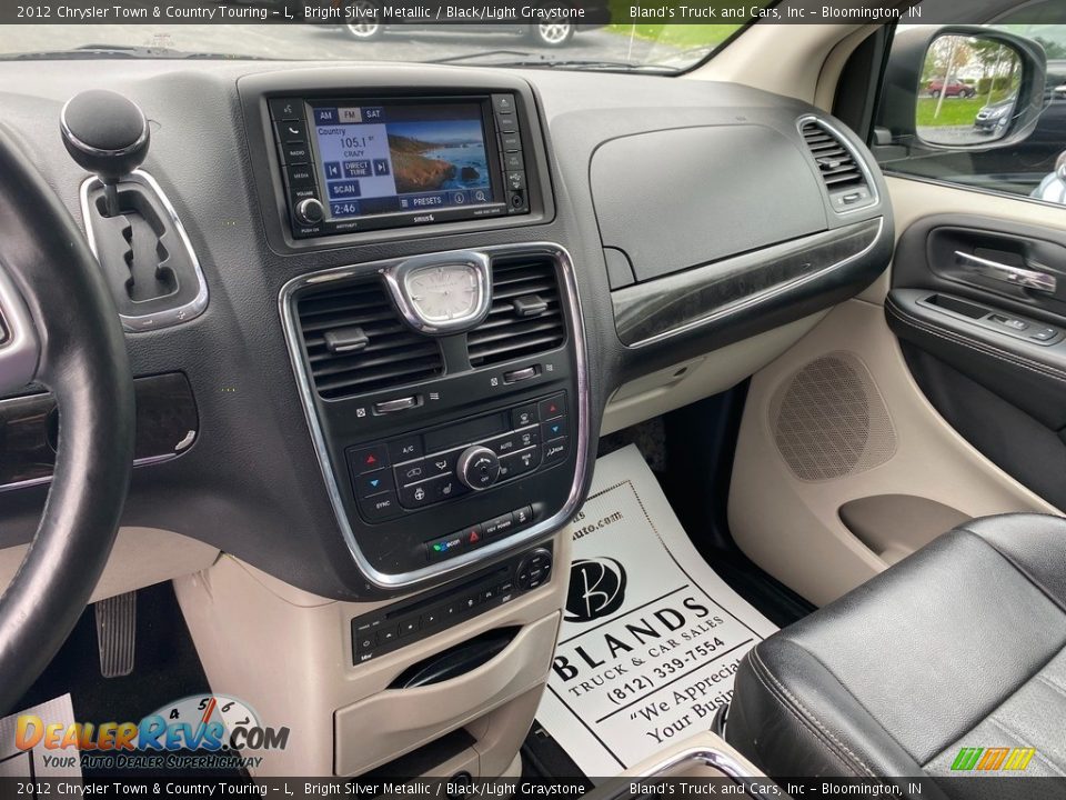 2012 Chrysler Town & Country Touring - L Bright Silver Metallic / Black/Light Graystone Photo #24