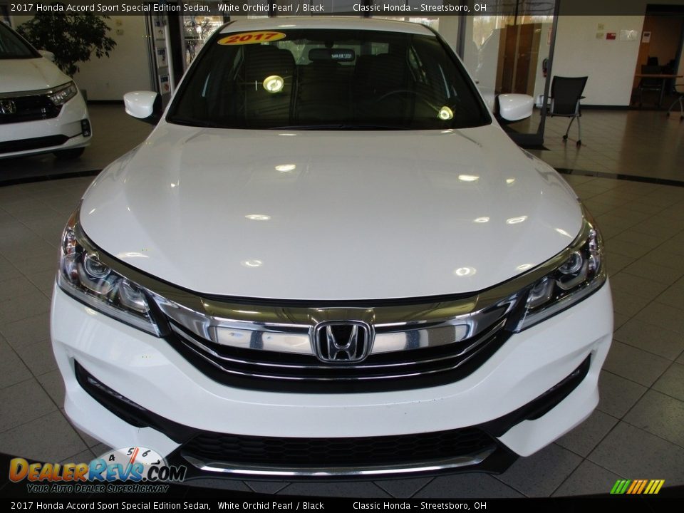 2017 Honda Accord Sport Special Edition Sedan White Orchid Pearl / Black Photo #2