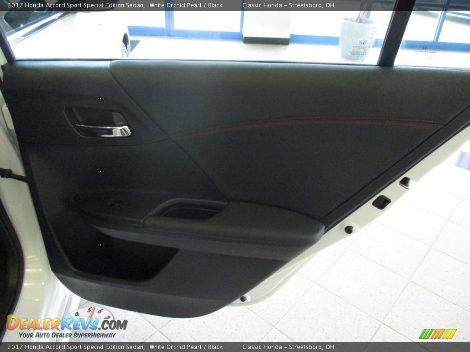 2017 Honda Accord Sport Special Edition Sedan White Orchid Pearl / Black Photo #17