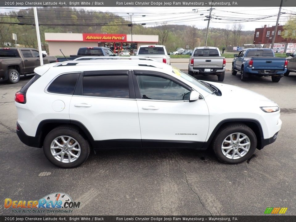 2016 Jeep Cherokee Latitude 4x4 Bright White / Black Photo #6