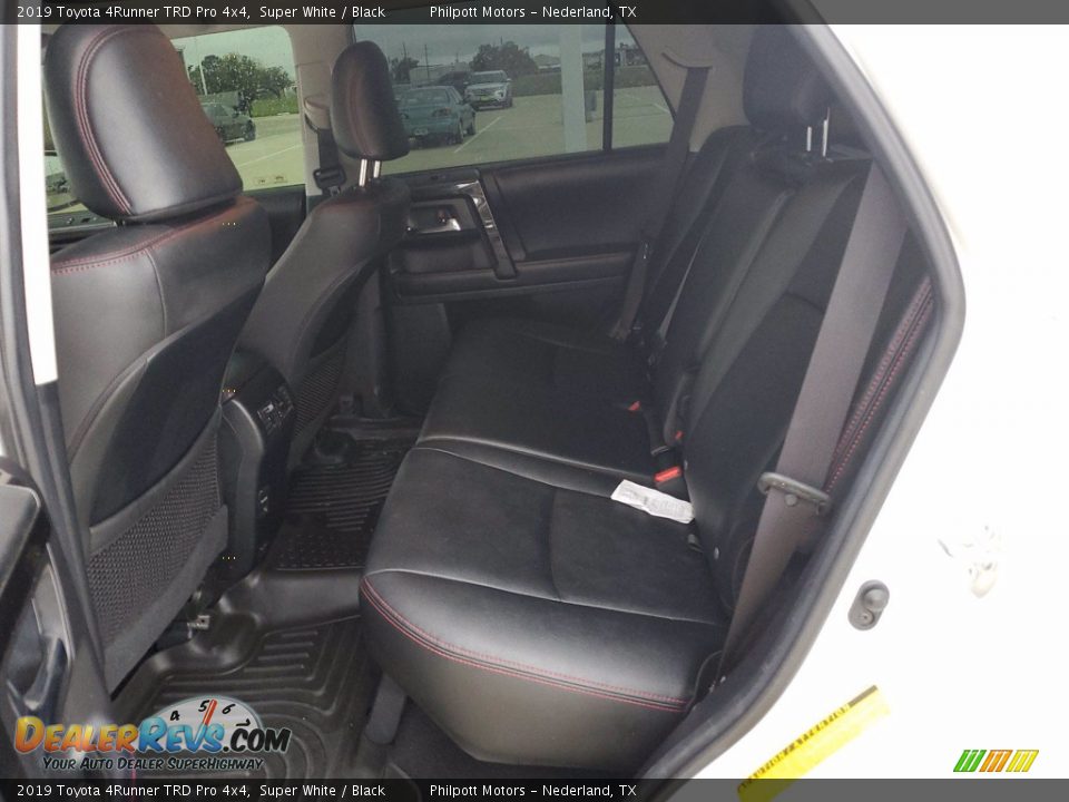2019 Toyota 4Runner TRD Pro 4x4 Super White / Black Photo #6