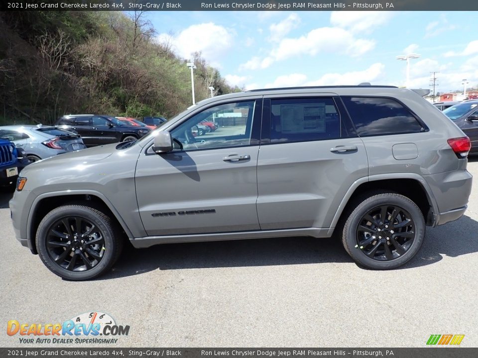 2021 Jeep Grand Cherokee Laredo 4x4 Sting-Gray / Black Photo #2