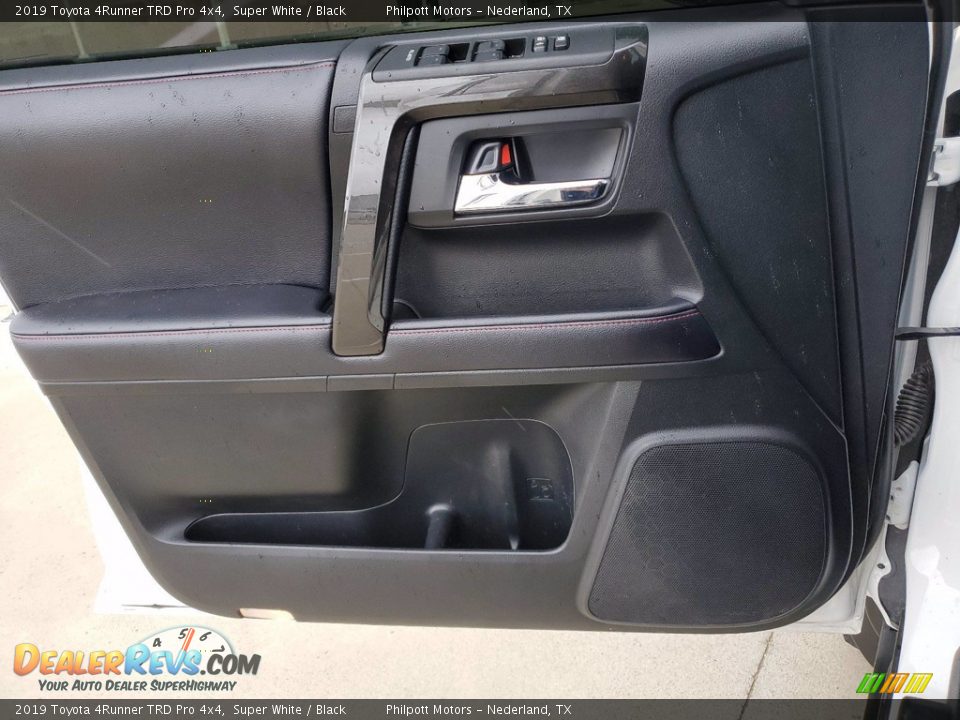 2019 Toyota 4Runner TRD Pro 4x4 Super White / Black Photo #13