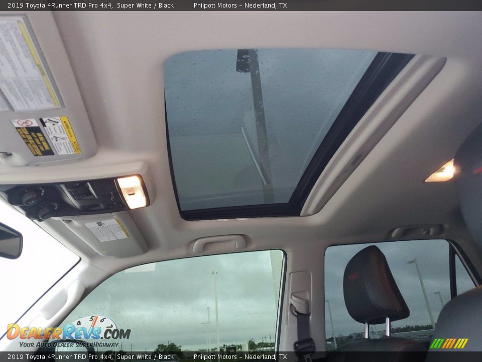 2019 Toyota 4Runner TRD Pro 4x4 Super White / Black Photo #21