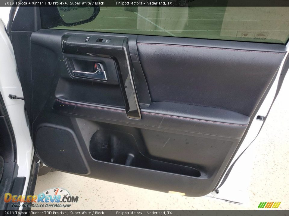 2019 Toyota 4Runner TRD Pro 4x4 Super White / Black Photo #28