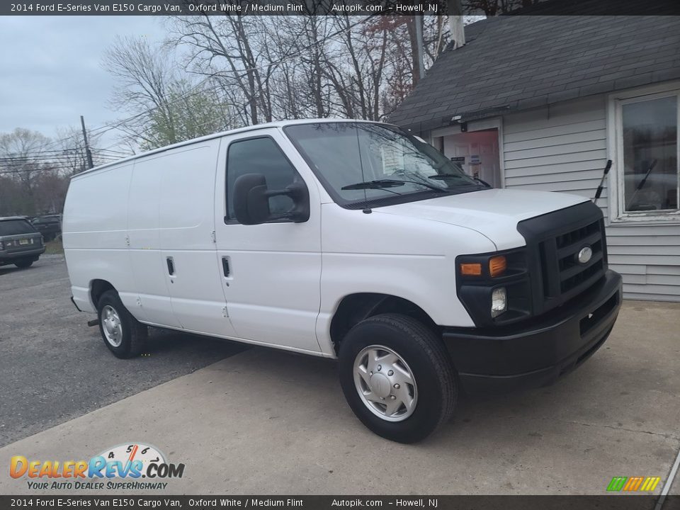 2014 Ford E-Series Van E150 Cargo Van Oxford White / Medium Flint Photo #1