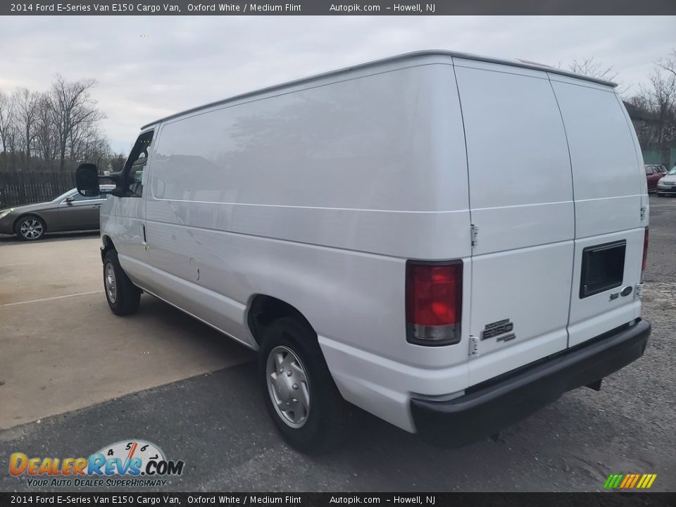 2014 Ford E-Series Van E150 Cargo Van Oxford White / Medium Flint Photo #5