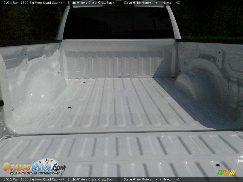 2021 Ram 1500 Big Horn Quad Cab 4x4 Bright White / Diesel Gray/Black Photo #8